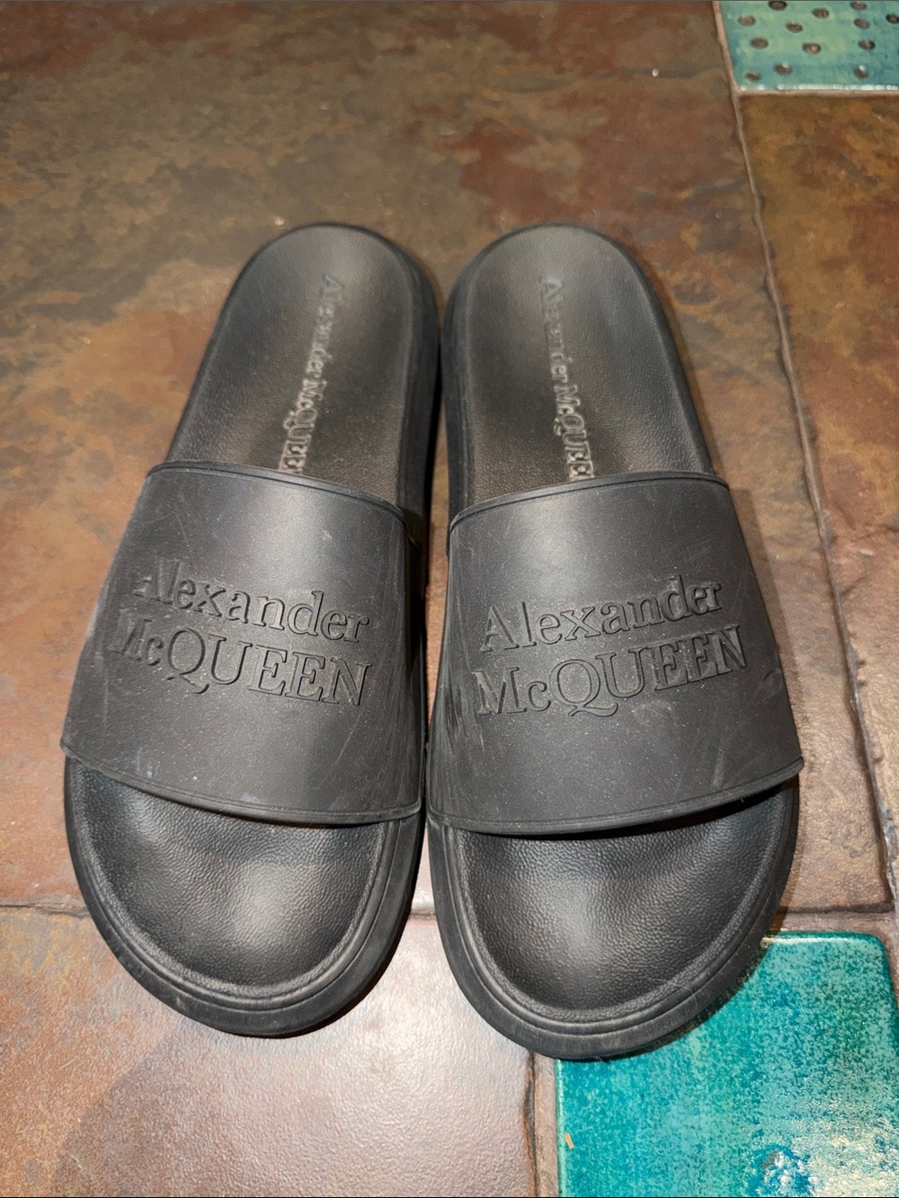 Alexander McQueen Black Embossed Logo Slide Sandals